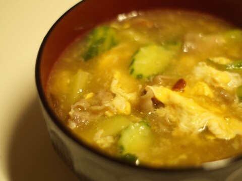 きゅうりと卵のピリ辛中華風スープ